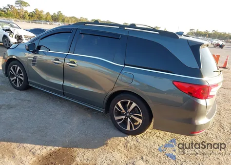 2018 Honda Odyssey Elite z USA, uszkodzony, nr VIN 5FNRL6H95JB014662